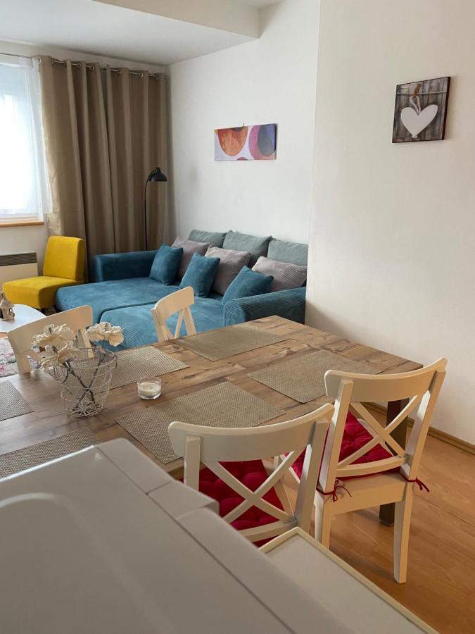 Apartment Dony ドノヴァリ エクステリア 写真