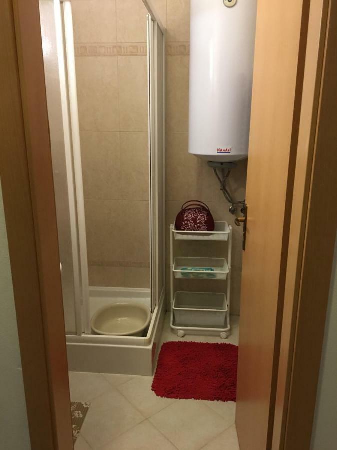 Apartment Dony ドノヴァリ エクステリア 写真